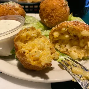 Mac &amp; Cheese Balls-sooo good!