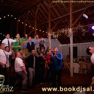 Garter toss!