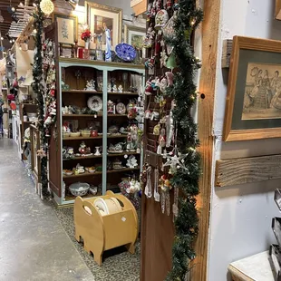 November 23, 2024 - Large selection of items.