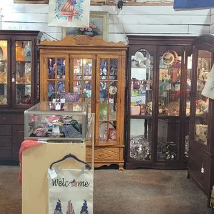 Abbys Place now open space 52