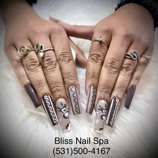 Holiday nails