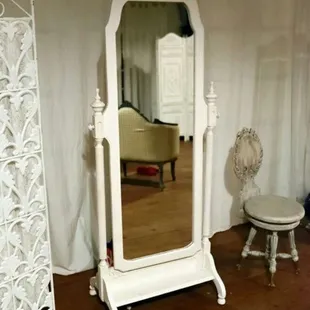 Evelyn Vintage White Floor Mirror