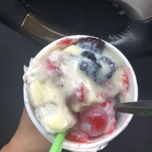 Chantilly cake snowball:-)