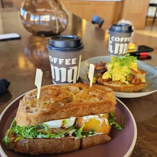 Best sandwich ever (tomato and mozzarella)