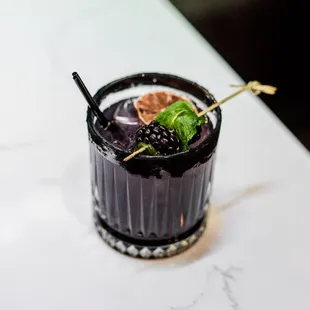 Gorgeous garnish! 
  @NOMTASTICFOODS