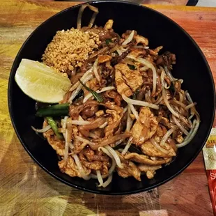 chicken pad thai.