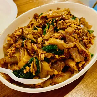 drunken noodles with chicken