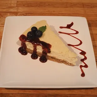 New York style cheesecake with raspberry sauce