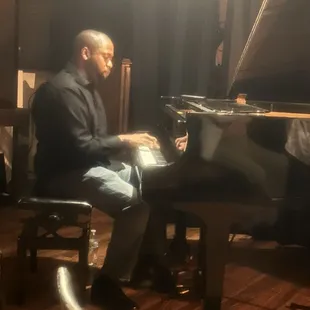 Pianist Jamal Baptiste