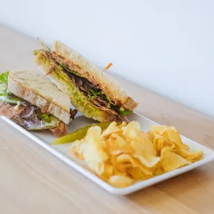 BLTA Sandwich with Chips