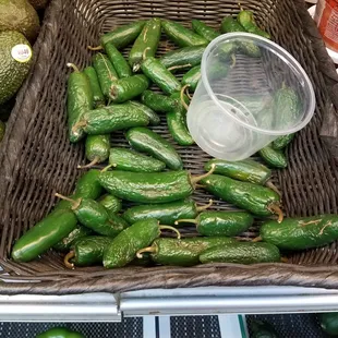Visit to disgusting produce section at Blocks 4/2017