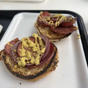 Grilled (hot) salami
