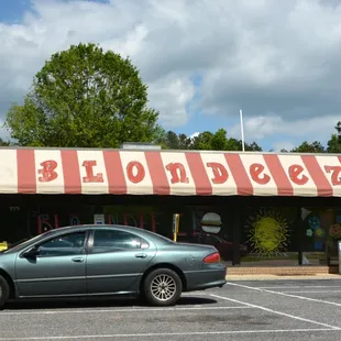 a car in a parking lot