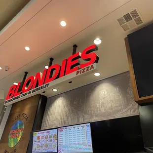 BLONDIES PIZZA SIGN