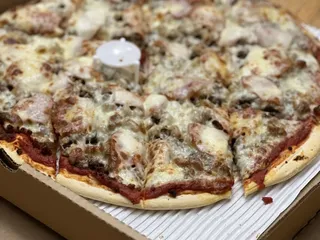 Mama's Pizza