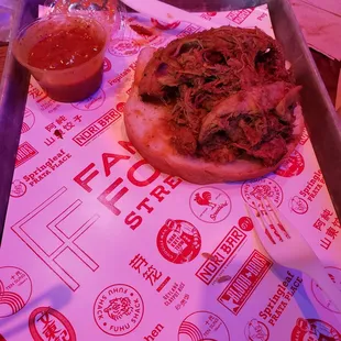 Pulled pork w sweet bbq sauce