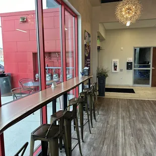 a view of the outside of the restaurant