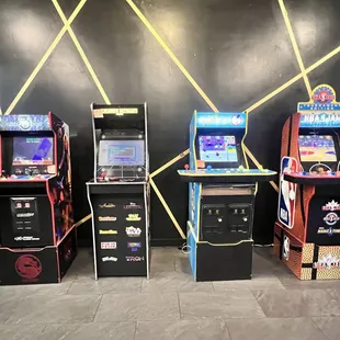 Arcade games while you wait or enjoy your milk tea.