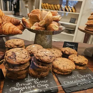 Their cookies are wonderful. I recommend the cherry oat.