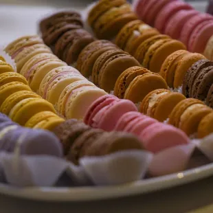 a tray of macarons
