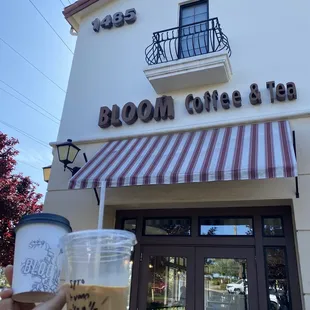 Gibraltar &amp; iced double espresso w/vanilla , half &amp; half