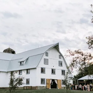 Image by Kate Becker Photography