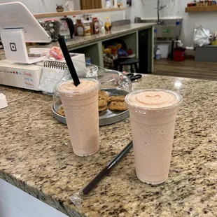 Peach mango smoothie