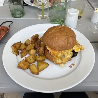 Bloom's Breakfast Sandwich