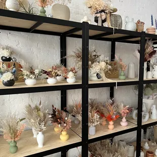 Everlasting floral arrangements, our dried &amp; preserved flowers are the perfect addition to any home.