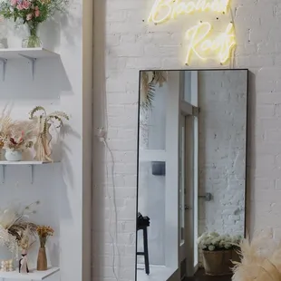 Come take a selfie and tag us on Insta!