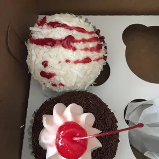 Daily Gluten Less Cupcake