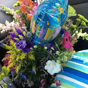 HUGE quick bouquet for my grandmother. Thank you bloomies!!