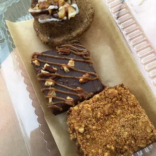 Vegan goodies! Cinnamon bun, turtle brownie, and apple pie bar.