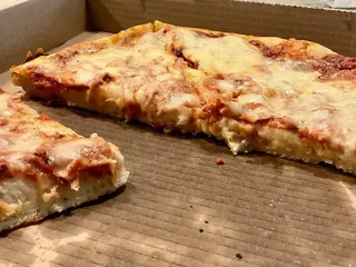 Fishhawk Pizza