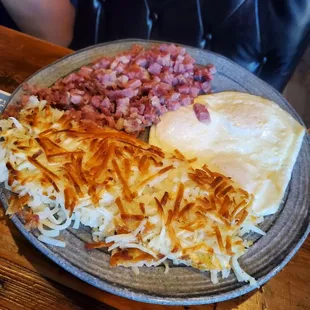 Corned beef hash breakfast