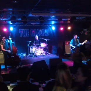 Hard Fall Hearts, rockin&apos; the Blooze bar.