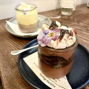 Chocolate mousse. IG: @_emwong_