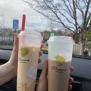 peach milk bubble tea and caramel mocha bubble tea