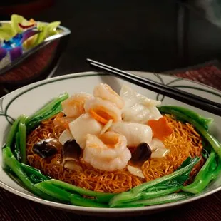 Hong Kong style Seafood Chowmein