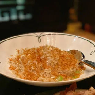 Legendary egg white and dried scallop fried rice with strong dried scallop flavors