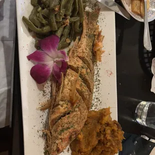 Red snapper dinner with green beans &amp; sweet potatoes
