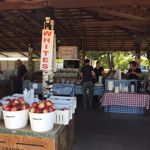 Whites Peaches