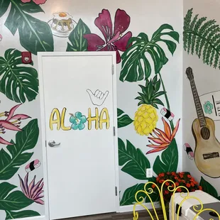 Interior decor - whimsical island vibe