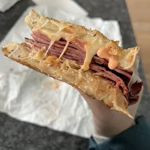 1/2 Reuben Sandwich