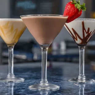 Gelato martini. Dessert drinks.