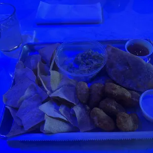 Sampler! Poppers. Empanadas and guacamole!