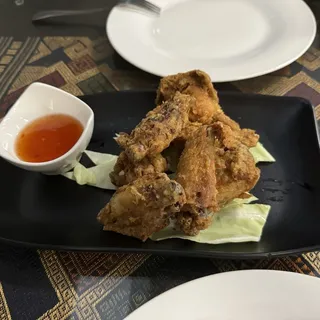 8. Fried chicken wings