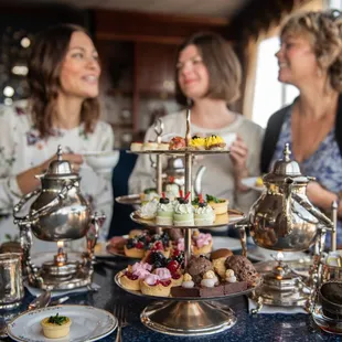 Afternoon Tea in Blu.