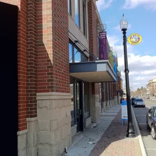 Looking down Rangeline Road. Entrance to cafe on left.