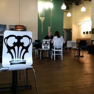 Dinning room so nice and high key!